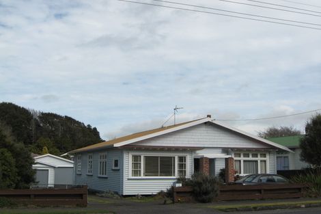 Photo of property in 25 Page Street, Stratford, 4332