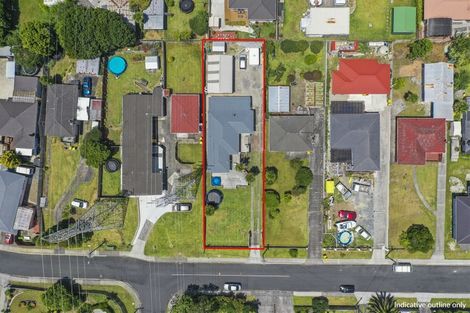 Photo of property in 11 Paton Avenue, Te Atatu South, Auckland, 0610