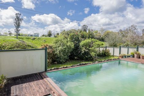 Photo of property in 56 Roslyn Road, Levin, 5510