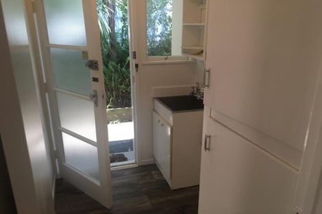 Photo of property in 147 Eskdale Road, Birkdale, Auckland, 0626