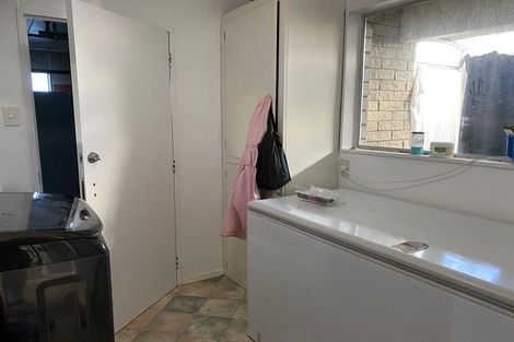 Photo of property in 24 High Street South, Eltham, 4322