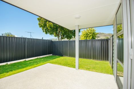 Photo of property in 51 Molyneux Avenue, Cromwell, 9310