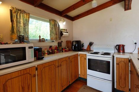 Photo of property in 3403 South Head Road, South Head, Helensville, 0874