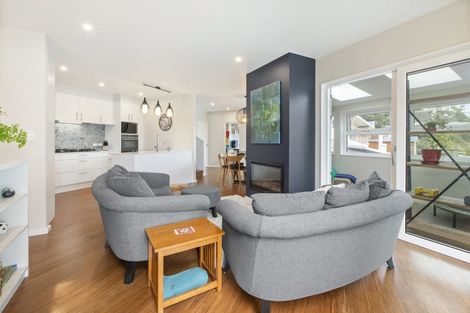 Photo of property in 53 View Road, Houghton Bay, Wellington, 6023