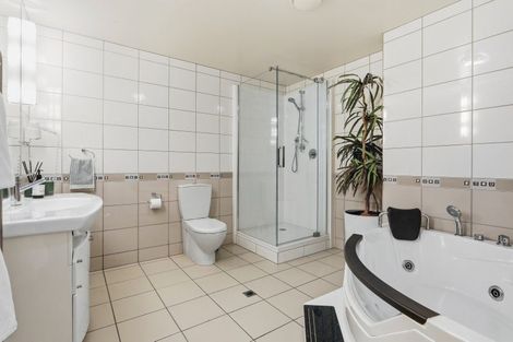 Photo of property in 1/6d Durham Street, Tauranga, 3110