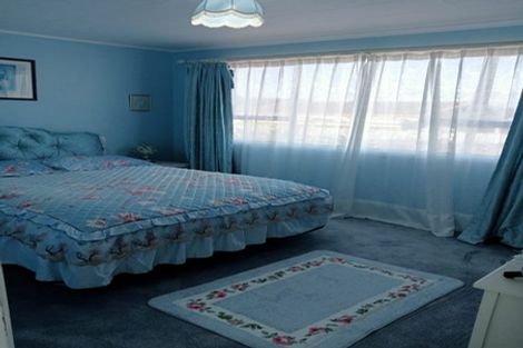 Photo of property in 11 Iredale Road, Hawera, 4610