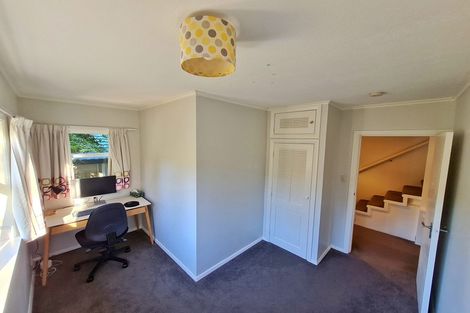 Photo of property in 17 Hewett Way, Ngaio, Wellington, 6035