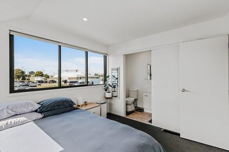 Photo of property in 10/63 Tawa Street, Mount Maunganui, 3116