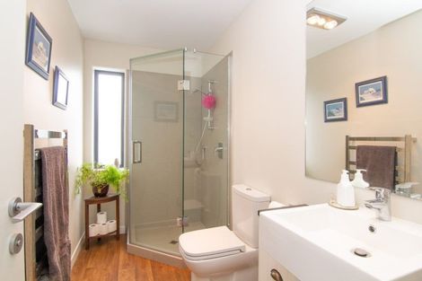 Photo of property in 4 Liquidamber Lane, Kaukapakapa, Helensville, 0875