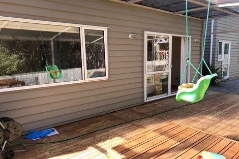 Photo of property in 76 Kyle Road, Greenhithe, Auckland, 0632