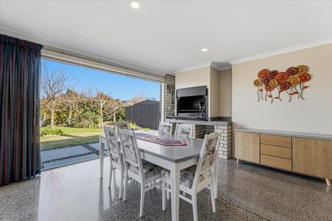 Photo of property in 16 Vantage Place, Omokoroa, 3114