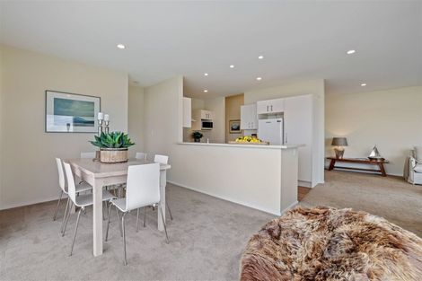 Photo of property in 43 Saint Andrews Hill Road, Mount Pleasant, Christchurch, 8081