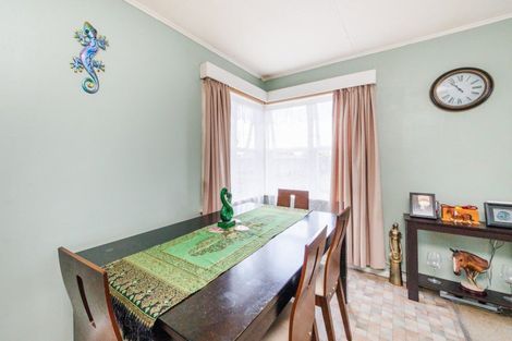 Photo of property in 30 Mccorkindale Street, Feilding, 4702