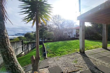 Photo of property in 11a Newington Road, Henderson, Auckland, 0612