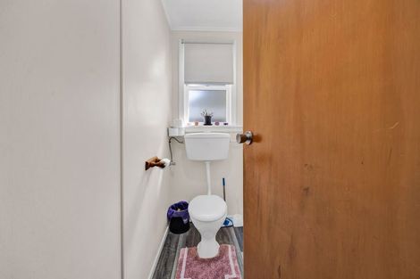 Photo of property in 25 Waihi Road, Hawera, 4610