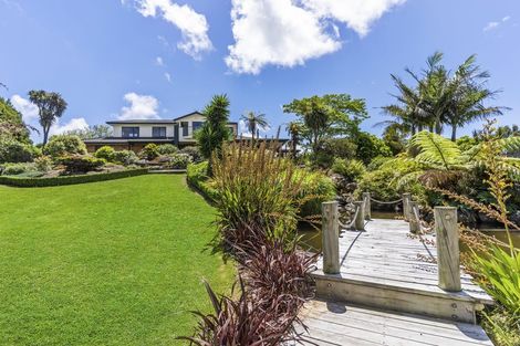 Photo of property in 121 Marae O Rehia Road, Karioitahi, Waiuku, 2683