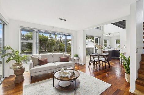 Photo of property in 26a Brighton Street, Island Bay, Wellington, 6023