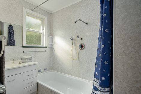 Photo of property in 21a Huanui Street, Ranui, Porirua, 5024