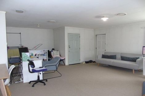 Photo of property in 1 Takatimu Way, Johnsonville, Wellington, 6037