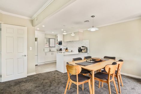 Photo of property in 8 Raukura Place, Koutu, Rotorua, 3010