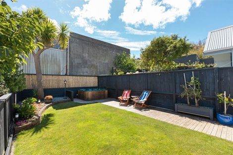 Photo of property in 13 Milton Street, Berhampore, Wellington, 6023