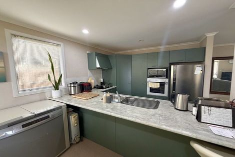 Photo of property in 29 Samara Place, Clendon Park, Auckland, 2103