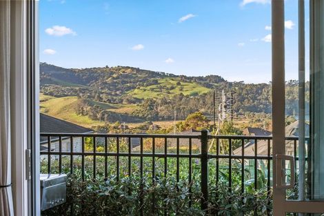 Photo of property in 69 Hillcrest Road, Hatfields Beach, Orewa, 0931