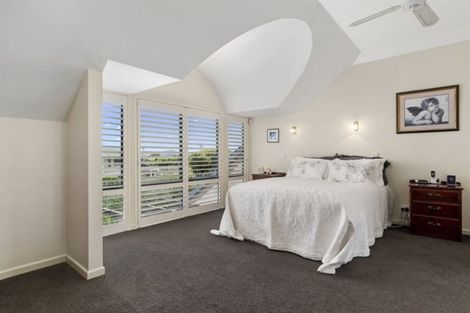 Photo of property in 10 La Cumbre Close, Bethlehem, Tauranga, 3110