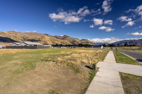 Photo of property in 13 Simpson Crescent, Wanaka, 9305