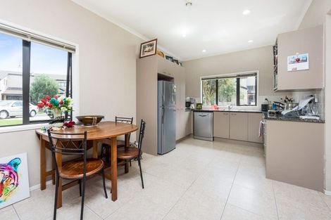 Photo of property in 15 Skip Lane, East Tamaki, Auckland, 2013