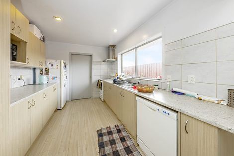 Photo of property in 2/8 Parera Place, Papatoetoe, Auckland, 2025