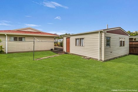 Photo of property in 53 Treadwell Street, Springvale, Whanganui, 4501