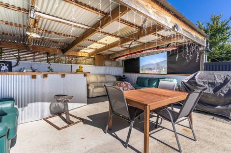 Photo of property in 8 Mackenzie Street, Winton, 9720