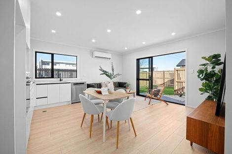 Photo of property in 7 Brough Place, St Andrews, Hamilton, 3200