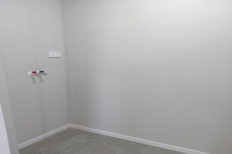 Photo of property in 1/30 West Coast Road, Glen Eden, Auckland, 0602