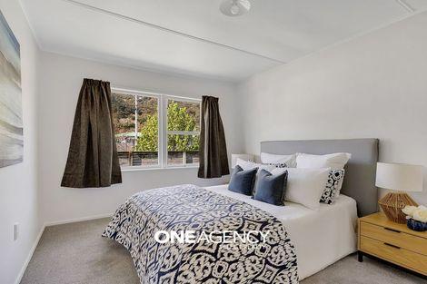 Photo of property in 90 Wood Street, Wainuiomata, Lower Hutt, 5014