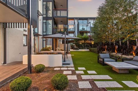 Photo of property in 1/50 Kilmore Street, Christchurch Central, Christchurch, 8013
