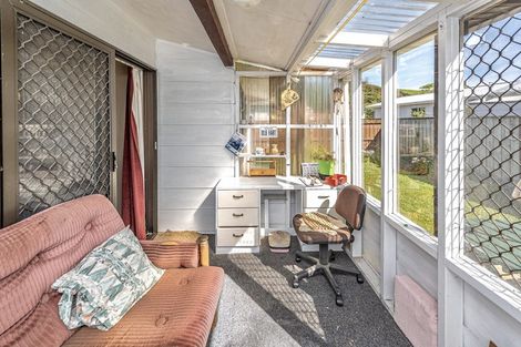 Photo of property in 5 Fraser Place, Aramoho, Whanganui, 4500