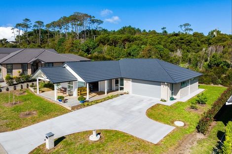 Photo of property in 32 Park Rise, Mangawhai Heads, Mangawhai, 0505