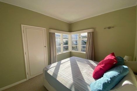 Photo of property in 6a Sefton Street, Wadestown, Wellington, 6012