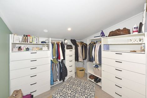 Photo of property in 208 Springfield Road, St Albans, Christchurch, 8014