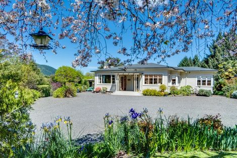 Photo of property in 213 Ellis Wallace Road, Eskdale, Napier, 4182