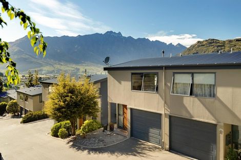 Photo of property in Elkridge Apartments, 2/64 Marina Drive, Frankton, Queenstown, 9300