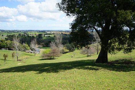 Photo of property in 213 Maxted Road, Bombay, 2579