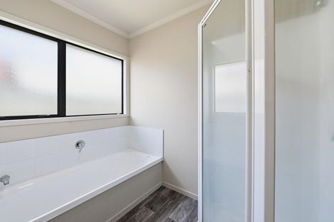 Photo of property in 4 Owhatiura Drive, Lynmore, Rotorua, 3010