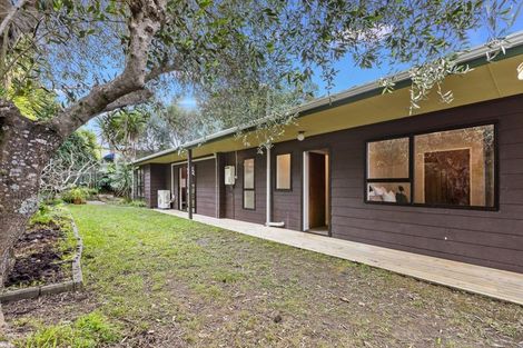 Photo of property in 1/45 Koromiko Street, New Lynn, Auckland, 0600