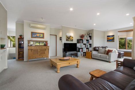 Photo of property in 21 Baigent Place, Tanners Point, Katikati, 3177