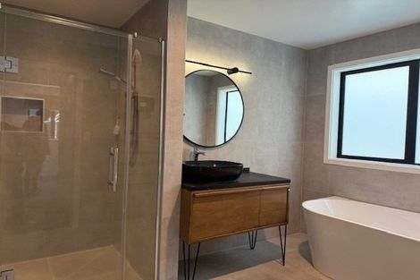 Photo of property in 102 Moffat Road, Bethlehem, Tauranga, 3110