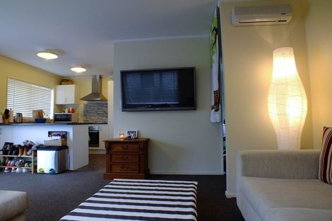 Photo of property in 68 Reynella Drive, Massey, Auckland, 0614