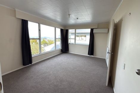 Photo of property in 251 Dowse Drive, Maungaraki, Lower Hutt, 5010